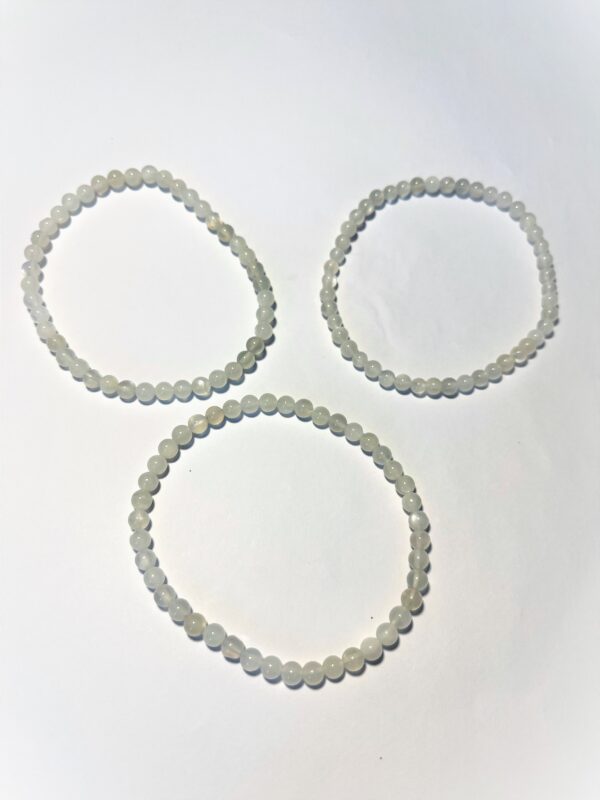 Månsten - Vit "AA" Armband (4 mm)