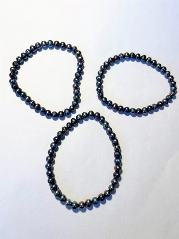 Pärla - Svart (Aura) Armband 6 mm